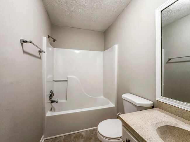 Building Photo - 2752 Fairburn Rd SW