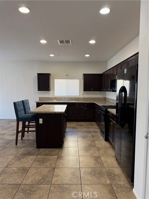 Building Photo - 6840 Sunsight Wy