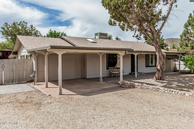 Building Photo - 35 Palo Verde Cir