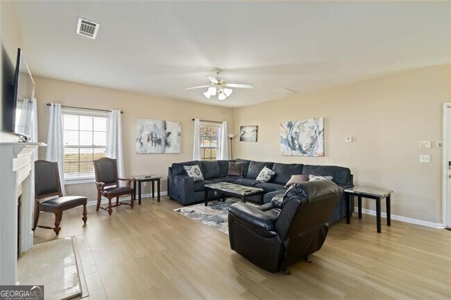 Building Photo - 2387 Shady Maple Trail