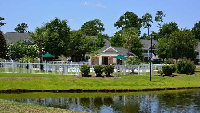 Building Photo - 549 Blue Stem Dr