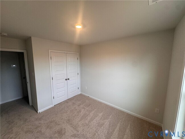 Building Photo - 6025 Crosswinds Blvd