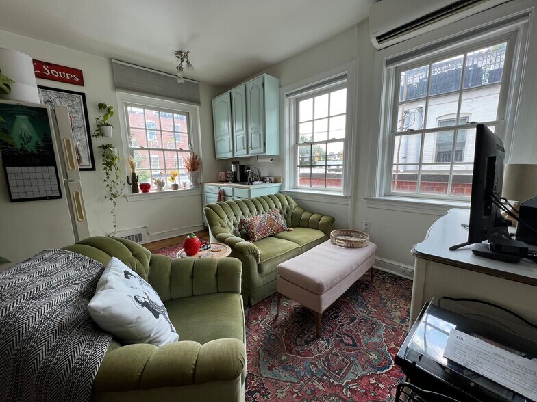 Kitchen and Living - 108 N Patrick St