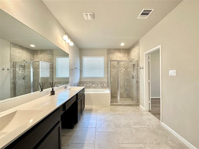 Building Photo - 28707 Forest Pass Ln