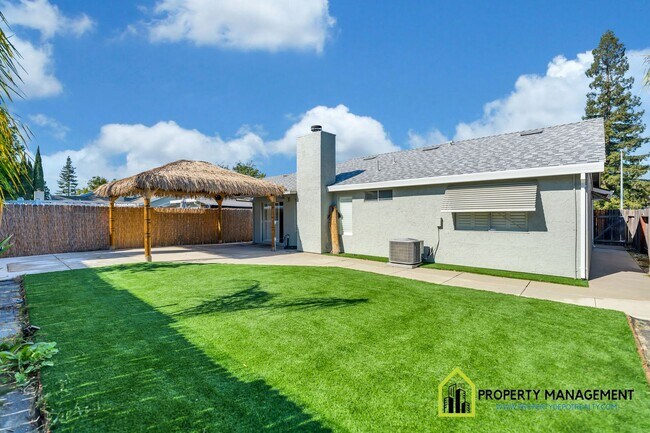 Building Photo - Beautifully Remodeled 3-Bedroom Home for Rent