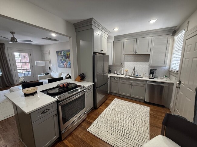 Building Photo - Penny Lane - 1BR/1BA
