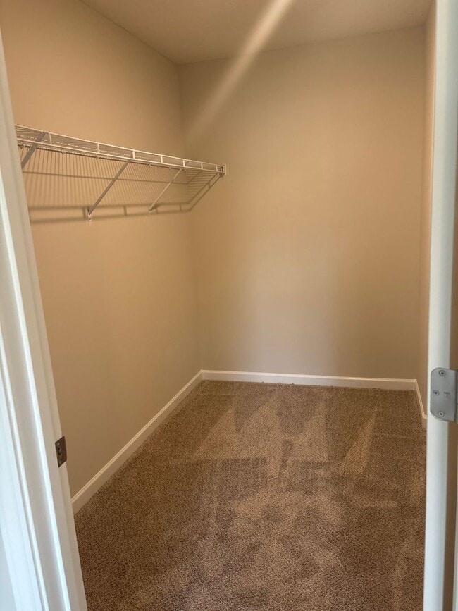 Building Photo - MOVE IN SPECIAL! - BRAND NEW 4 Bedroom Townhome in Shelbyville!