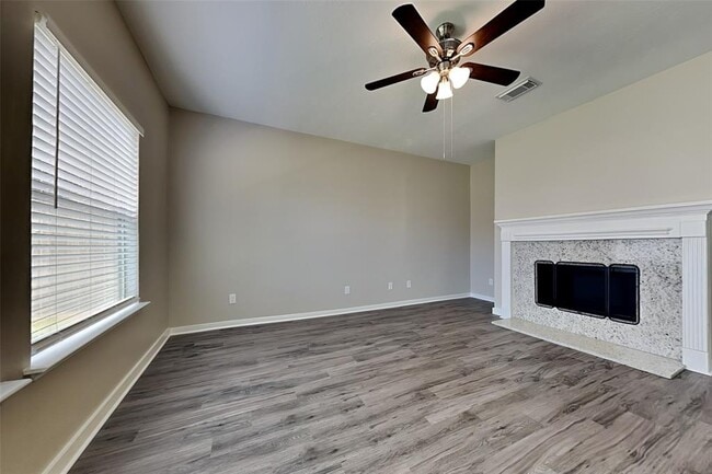 Building Photo - 25714 Oakridge Forest Ln