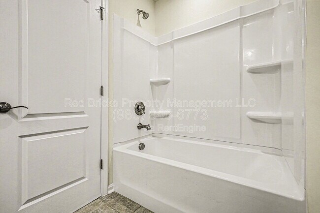 Building Photo - 11140 Crane Creek Dr