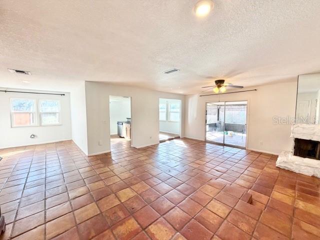 Building Photo - 105 Margo Ln