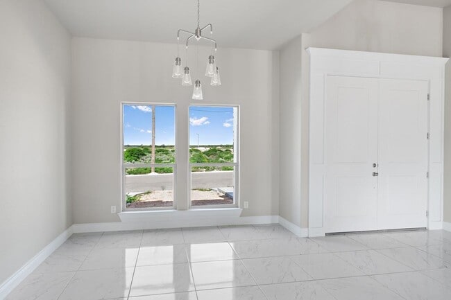 Building Photo - 114 Little Bighorn Trl