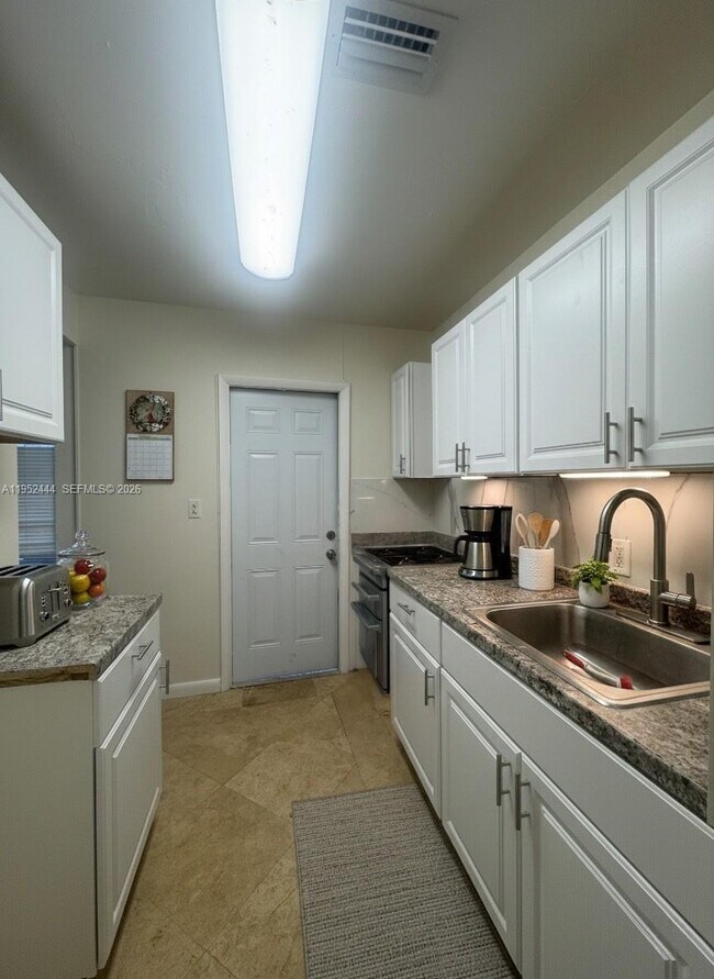 Building Photo - 12885 NW 16th Ave