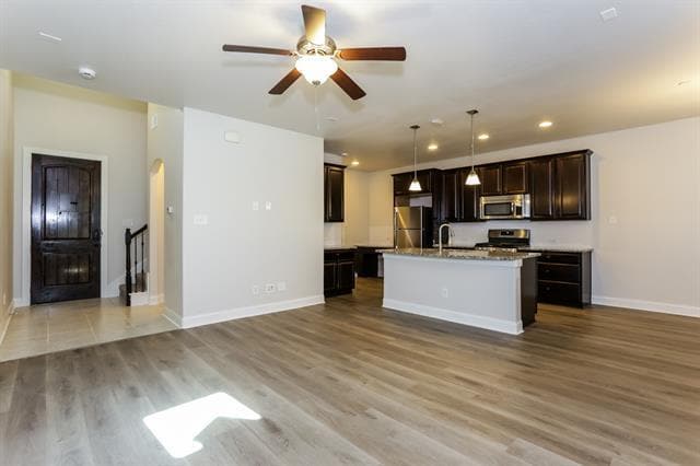 Building Photo - 1007 Brook Forest Ln