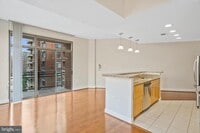 Building Photo - 3650 S Glebe Rd