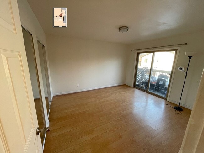 Building Photo - Fair Oaks Townhouse