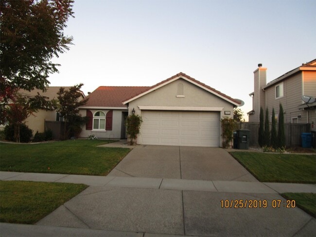 Building Photo - 2065 Stone Wood Loop