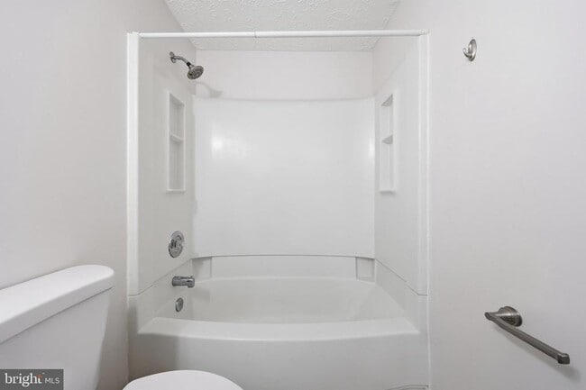 Building Photo - 6711 Kernel Ct