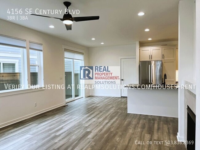 Building Photo - 4156 SE Century Blvd