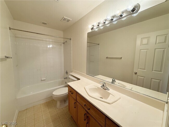 Building Photo - 3320 Misty Cloud Ct