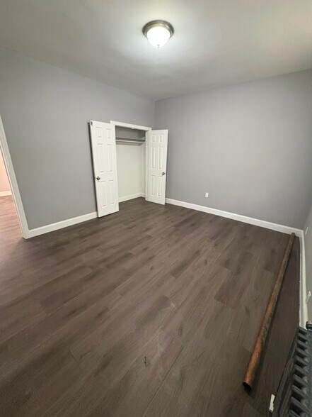 Building Photo - 109 Linden St