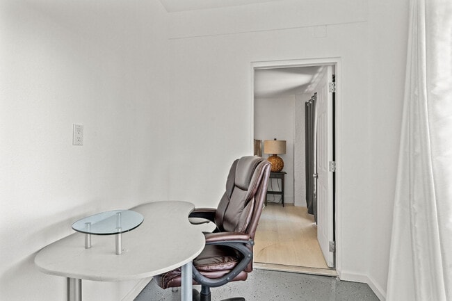 Building Photo - 4004 Centavo Ct