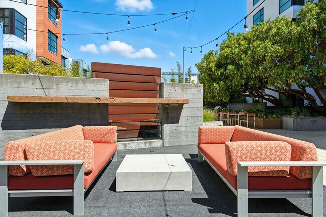 Building Photo - 1155 4th St