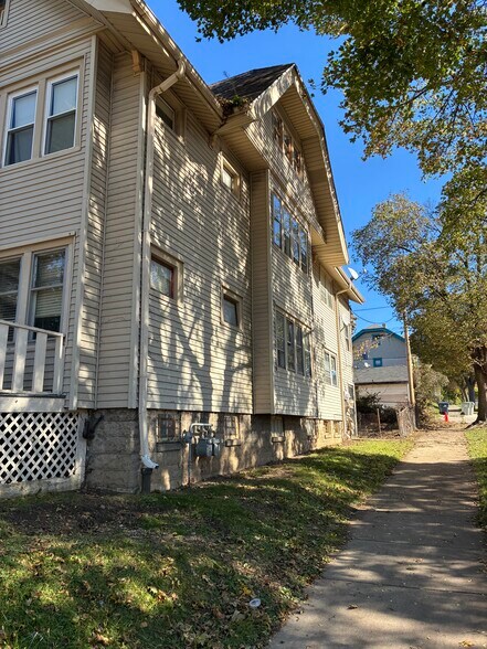 Side of House - 3700 N 15th St