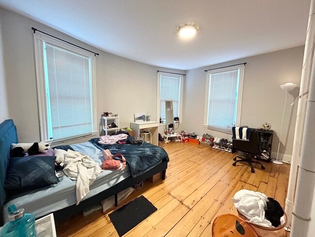 Building Photo - 9 Mt Pleasant Ave