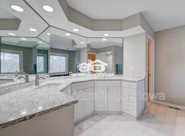 Building Photo - 2515 134th St