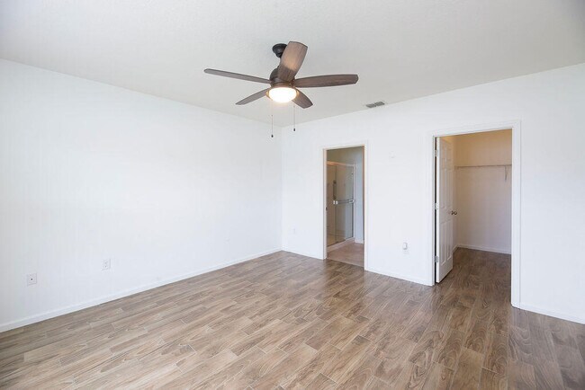 Building Photo - 11434 SW Patterson St
