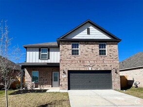 Building Photo - 416 Beechwood Hacienda Dr