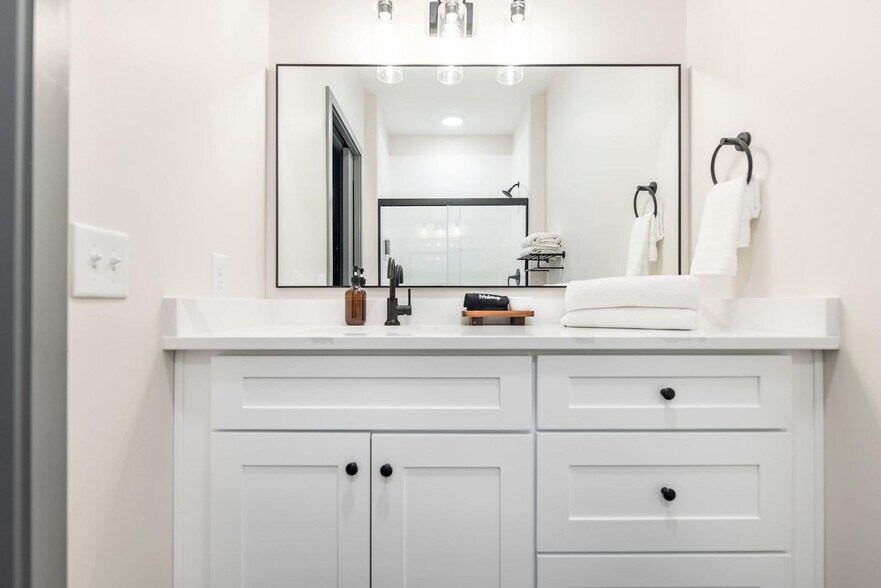 Building Photo - 520 Martin Luther King Jr Blvd