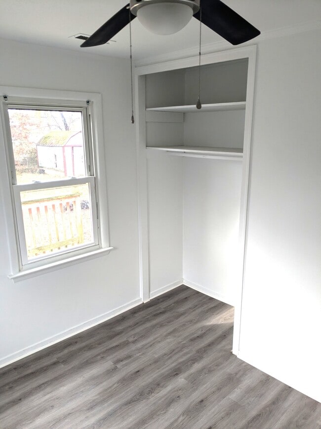 Building Photo - 7405 Wickham Ave