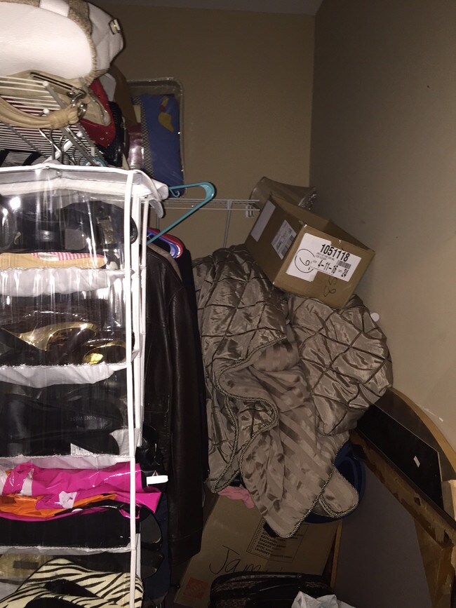 Building Photo - 1407 E North St