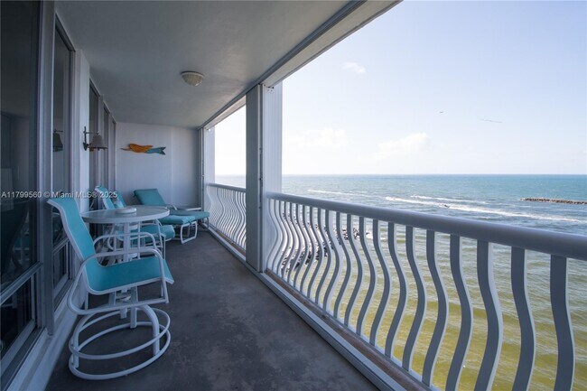 Building Photo - 2200 S Ocean Ln