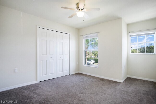 Building Photo - 9089 Gervais Cir