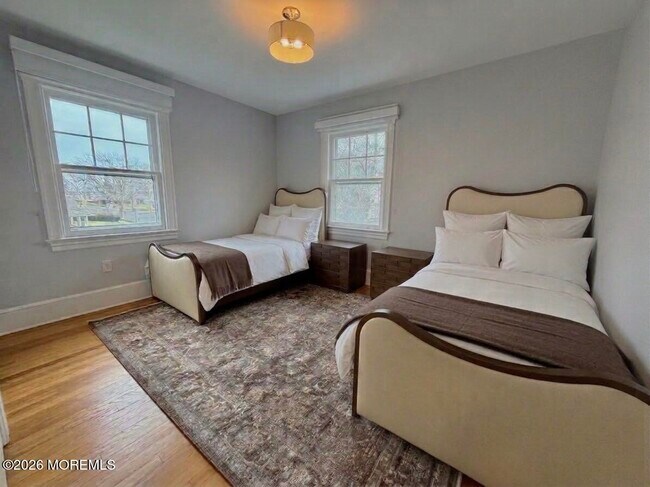 Building Photo - 125 Cedar Ave