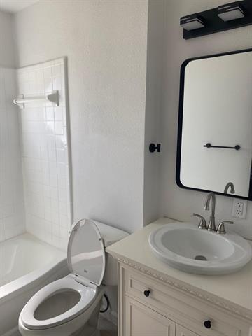 Building Photo - 7911 Komalty Dr