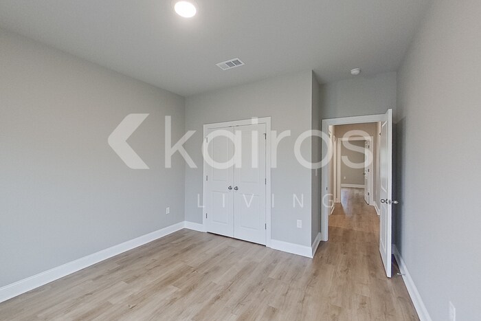 Building Photo - 22834 Balsam Dr