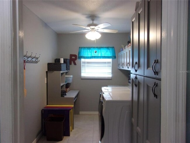 Building Photo - 1814 Columbine Pl