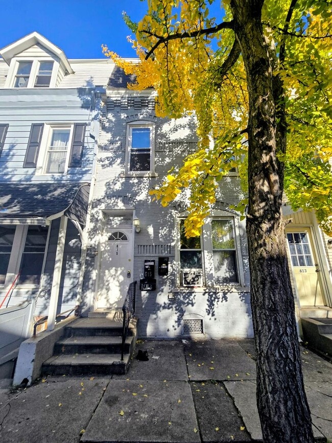 Building Photo - 615 N Eighth St