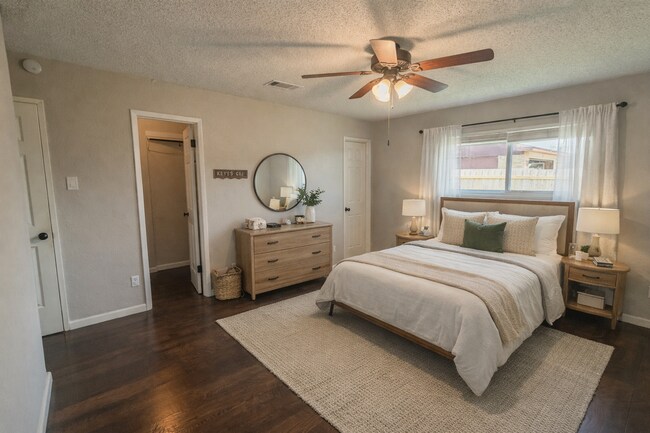 Building Photo - Ready to Move In 3-Bedroom Living with Modern Comforts in The Colony, TX