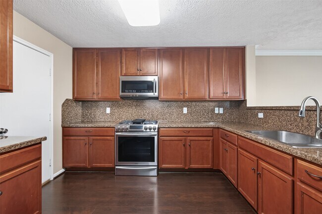 Building Photo - 18110 Rexine Ln