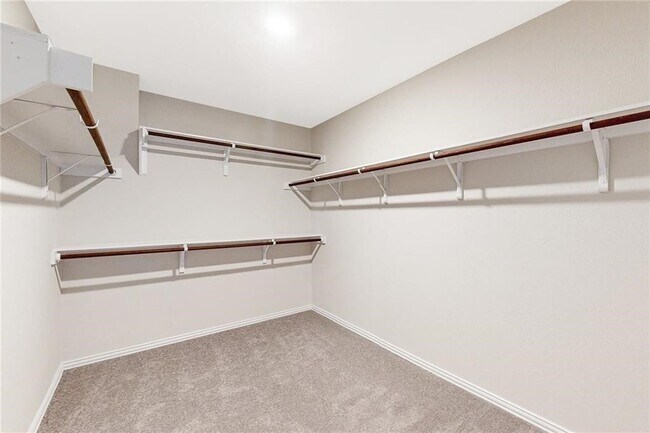Building Photo - 17212 Crowndale Dr