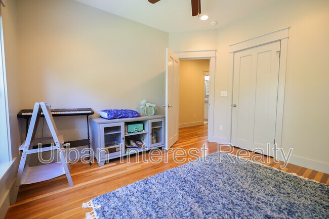 Building Photo - 63 Palm St