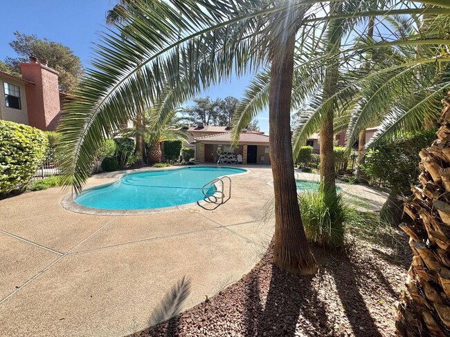 Building Photo - COMFORTABLE 2 BEDROOM, 2 BATHROOM FIRST-FL...