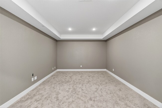 Building Photo - 32018 Crested Knl Ct