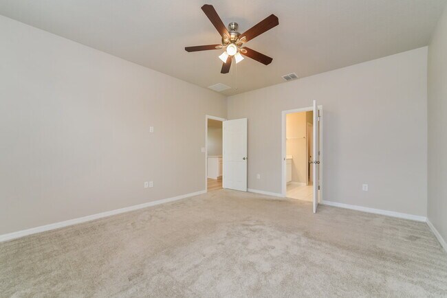 Building Photo - 2335 Raven Rdg Dr