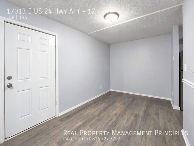 Building Photo - 17013 E US 24 Hwy Apt-12