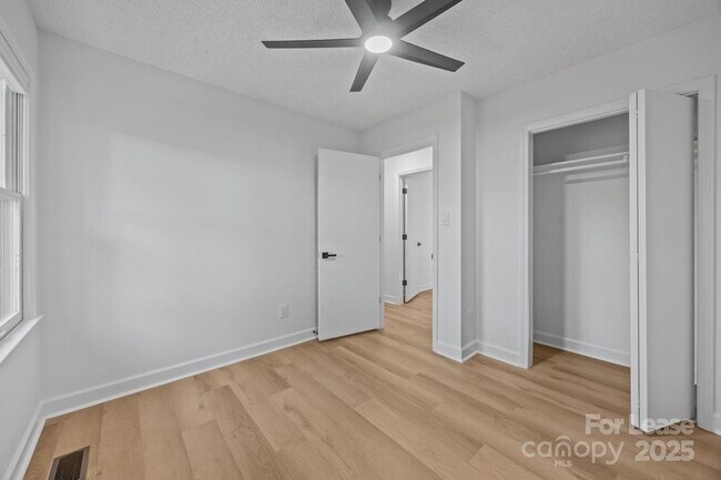 Building Photo - 6227 King George Dr